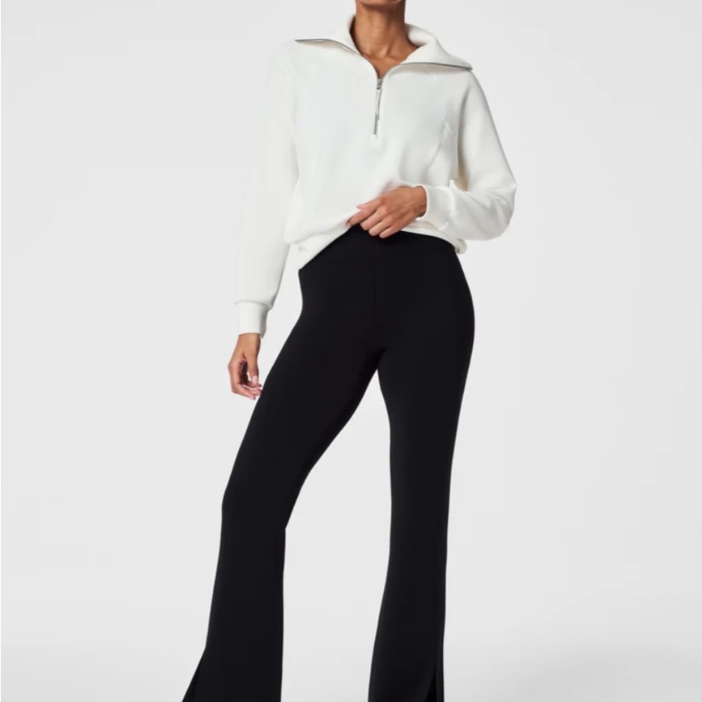 SPANX® AirEssentials
Slim Flare Pant with Front Slit
